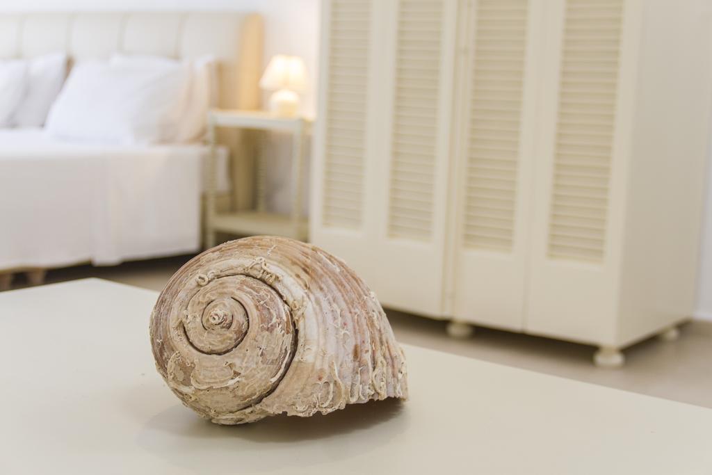 Petrino Hotel Ambrami Buitenkant foto
