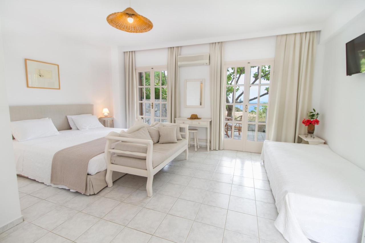 Petrino Hotel Ambrami Buitenkant foto